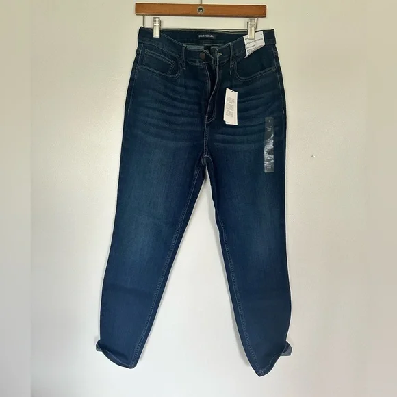 Brand New Calvin Klein Jeans - Picture 2 of 2